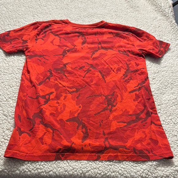 Adidas Red and Gray Short Sleeve Tee with Graphic Design - Picture 4 of 4